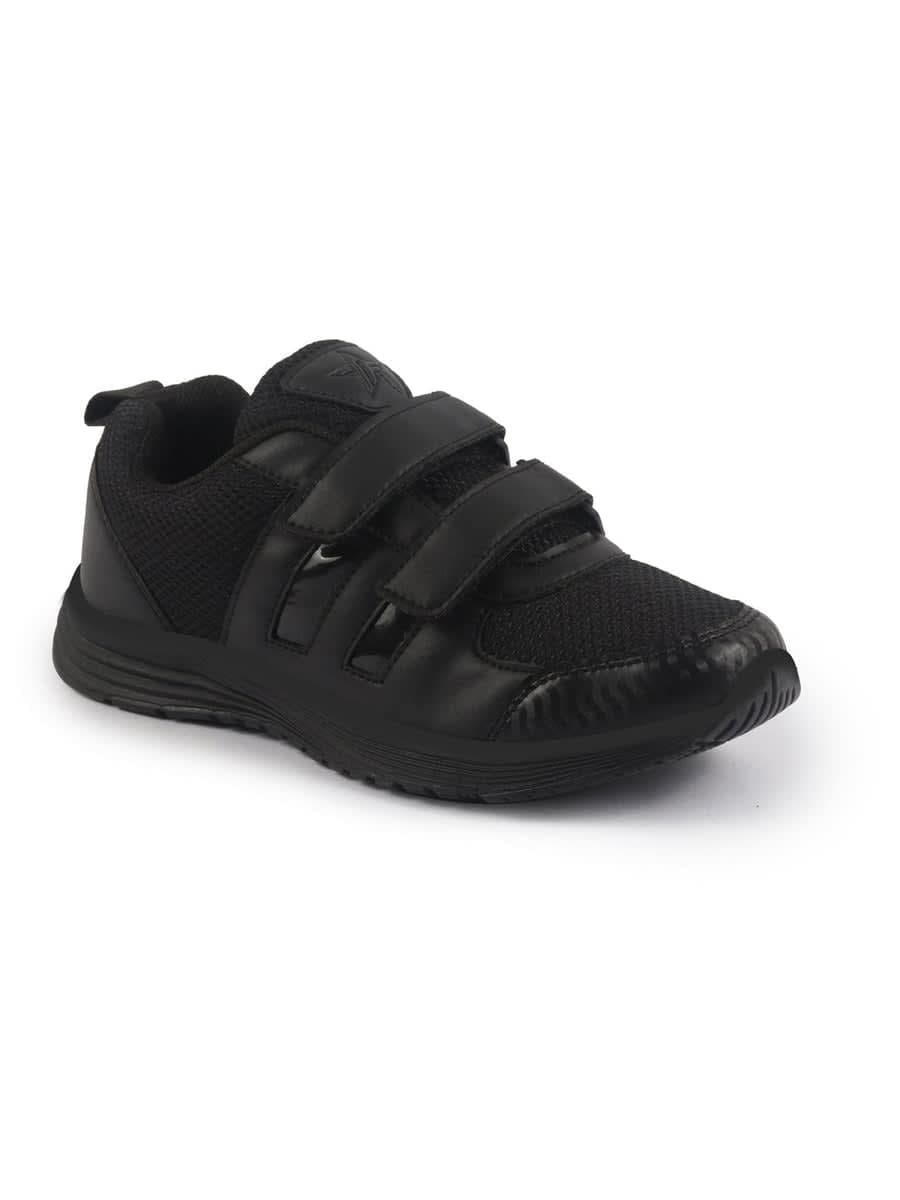 Black shoes